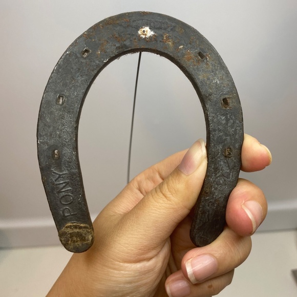 Set Of 2 Vintage Bird on Wire Sculpture Horseshoe Art - Picture 9 of 12